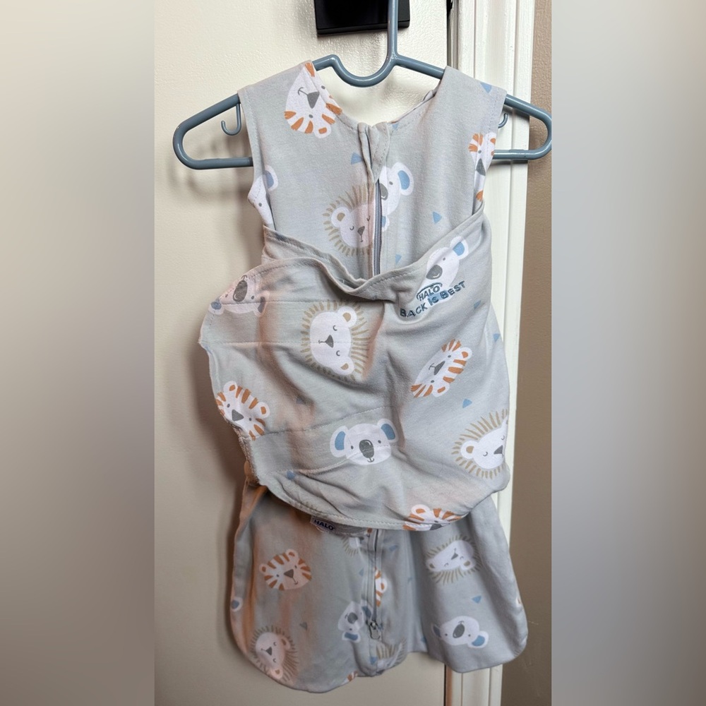 Halo Animal Print Kids Sleep Sacks Size Small 3-6 months